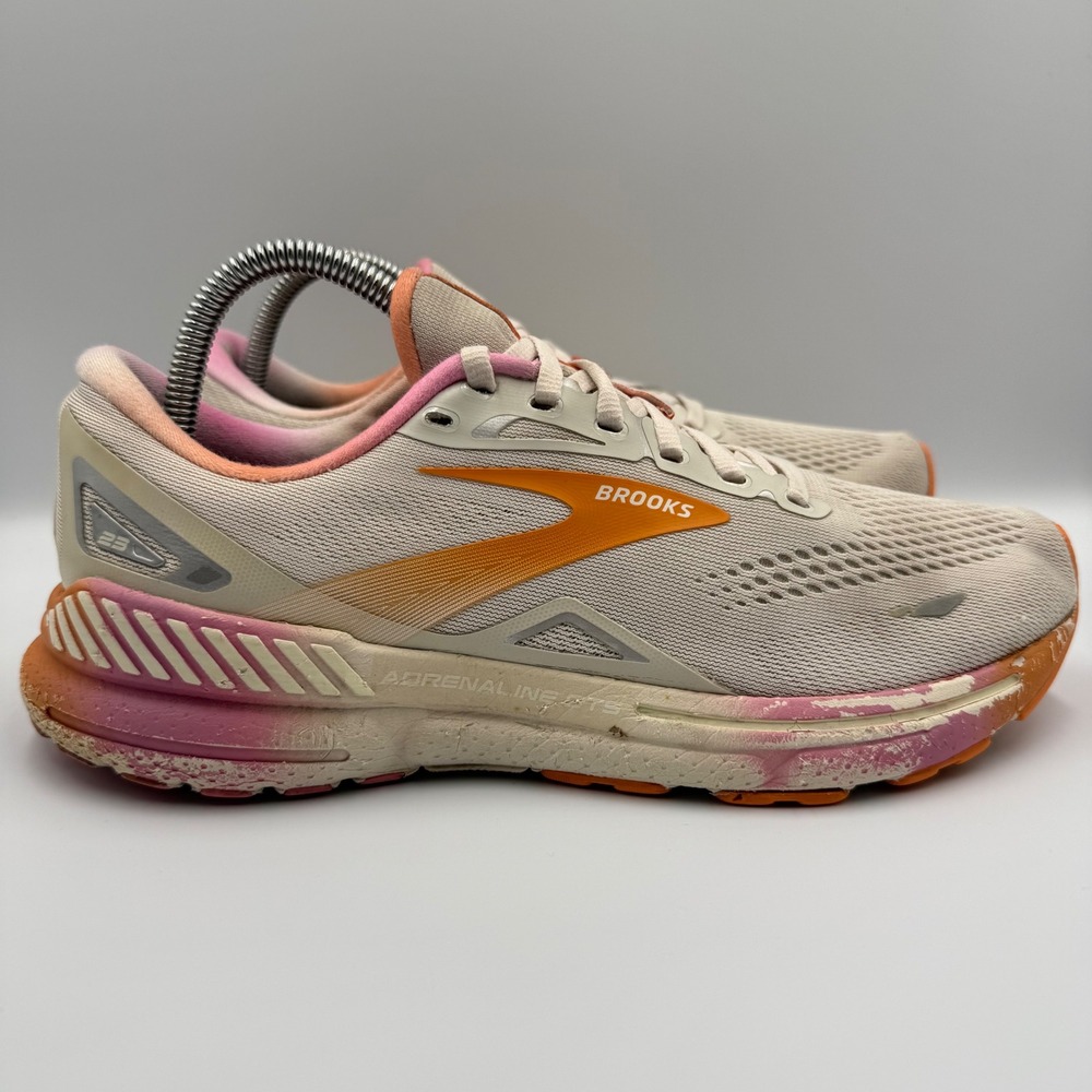 Brooks Adrenaline GTS‎ 23 Cream Orange Women's Size 10 Running Shoes 1203811B117